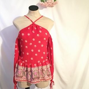 NEW Cold Shoulder Top in Red Floral Size Medium
